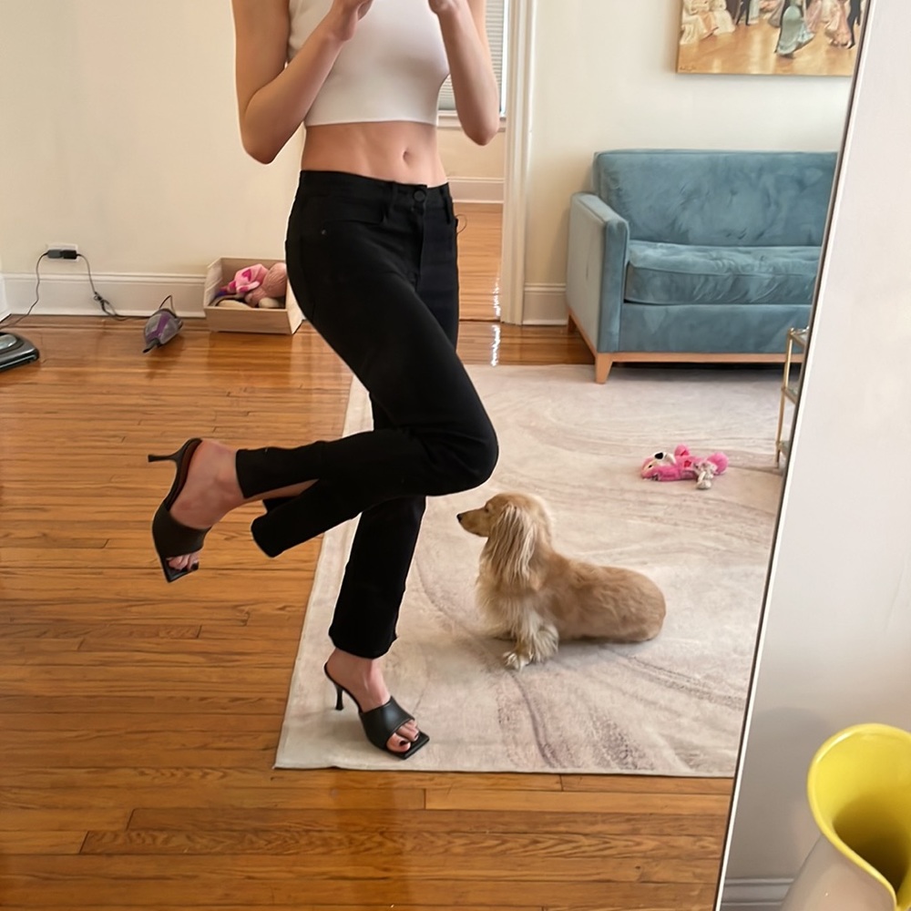 Mid Rise Frame Jeans - Picture 8 of 8